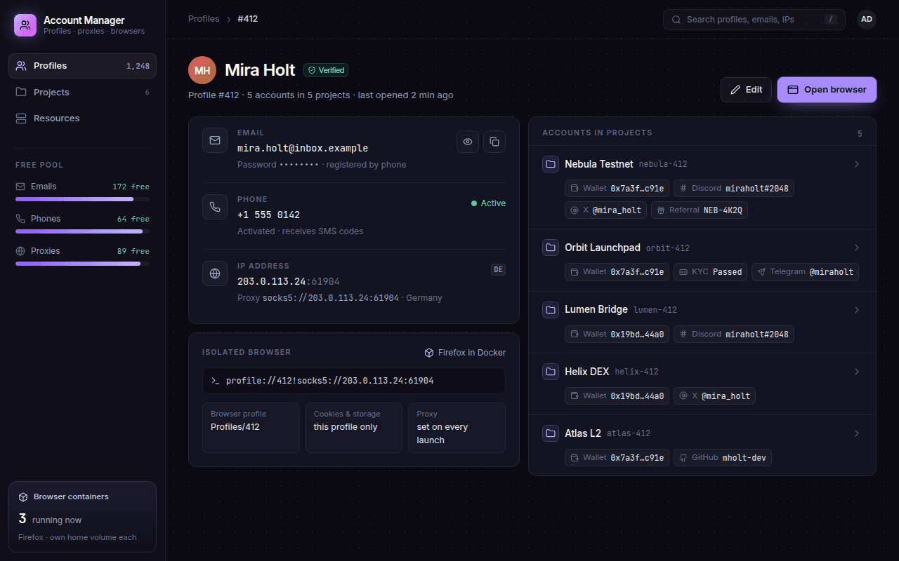 Profile page of Mira Holt: email, phone and IP with a SOCKS5 proxy on the left, the launch link for the isolated browser, and five accounts in projects with their field values on the right.